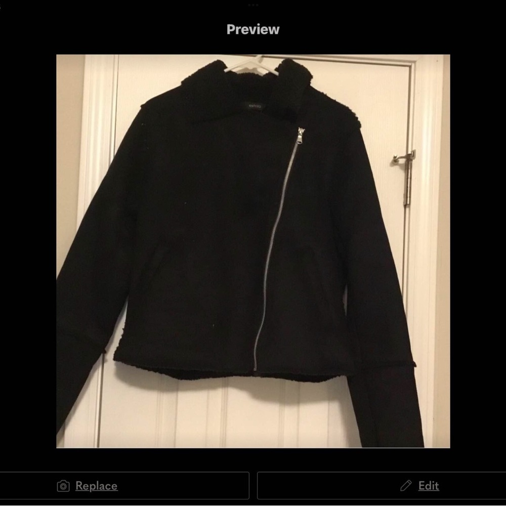 (218) Women’s NWT Esmara Black Fleece Side Zip Jacket Size 4